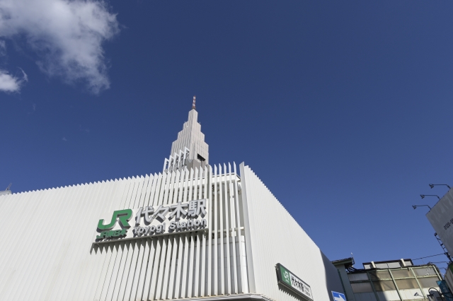 東京都渋谷区代々木でのお洗濯は 洗濯代行しろふわ便へ