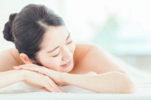 夏の暑さが“洗濯の質”と“現場の衛生”を脅かす