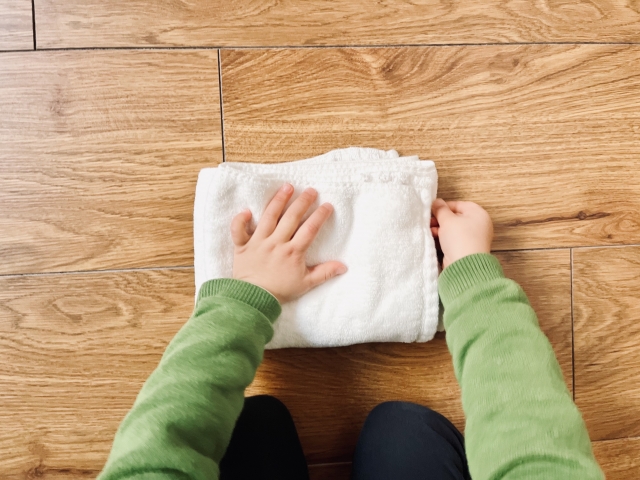 フェイスタオルを畳むのがしんどい・・・その悩み、「しろふわ便」でまるっと解決！
