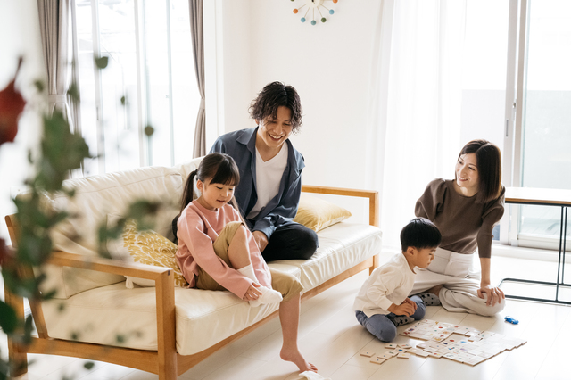 保育園の洗い替えが足りない！梅雨時の洗濯が「家族の一大タスク」になる理由