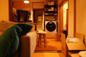 ご近所トラブルを避ける！夜の洗濯にベストな時間帯と控えるべき時間