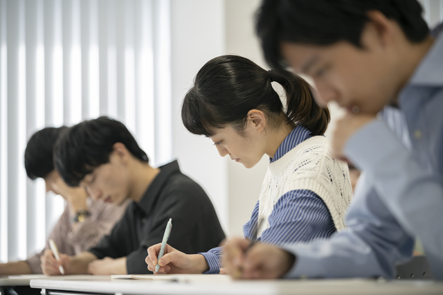 開業時に必須となる資格「クリーニング師」