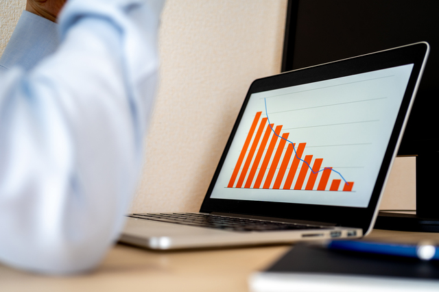 単発依頼が中心で売上が安定しない