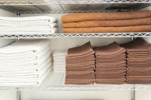 エステサロン向けリネンサプライサービスとは？店舗規模・タオルへのこだわり・洗濯代行との違いを比較
